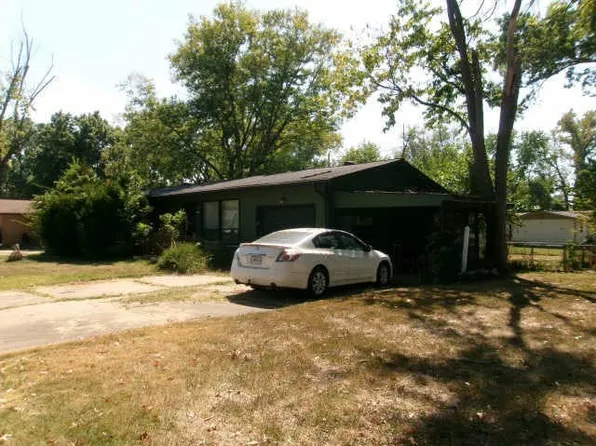 2271 Cessna Dr, Arnold, MO 63010