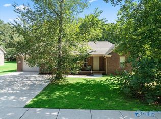 816 Charley Patterson Rd, New Market, AL 35761