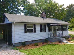 111 Outer Dr, Oak Ridge, TN 37830