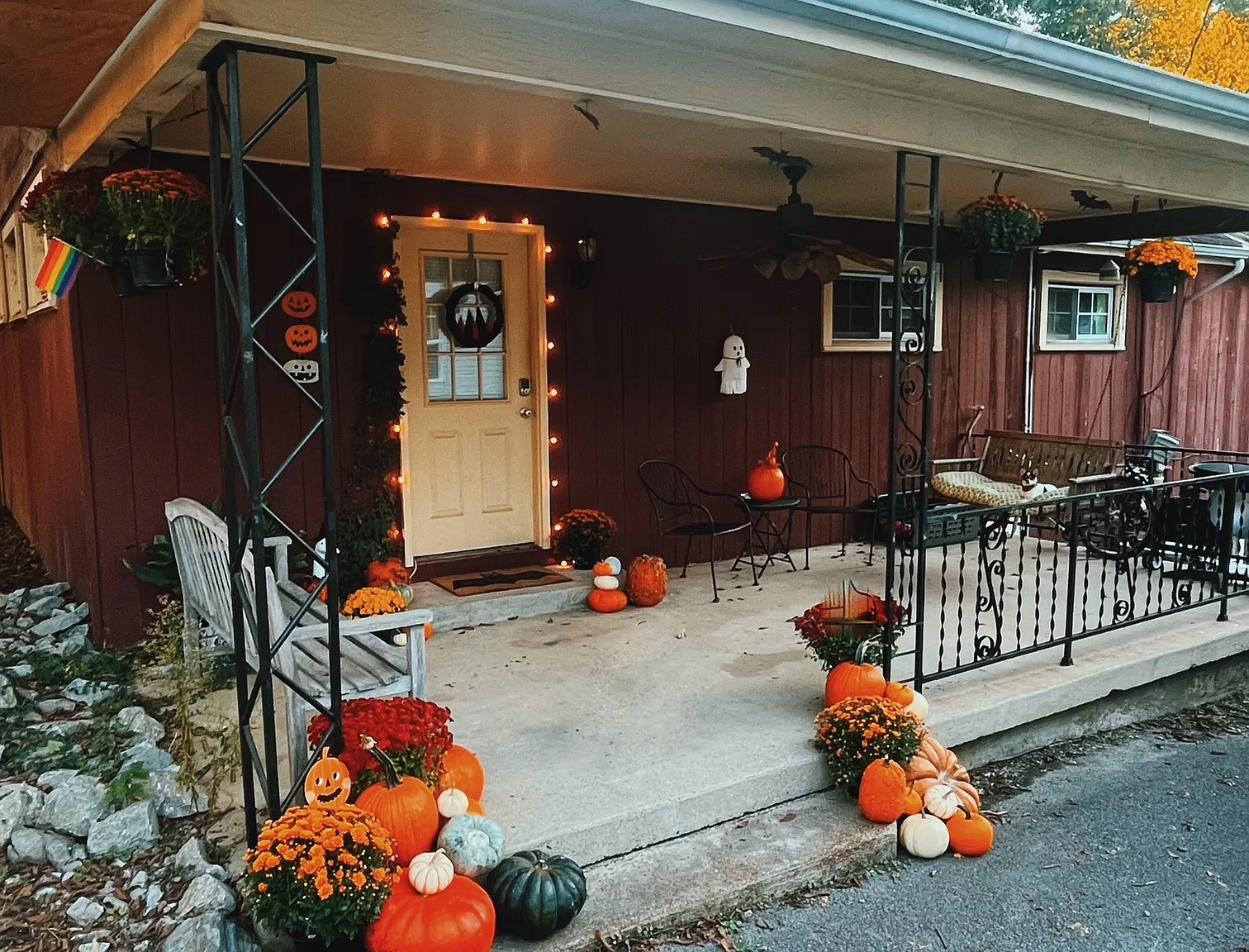 2 bed, 1000 sqft, $1,550 — Photo 1