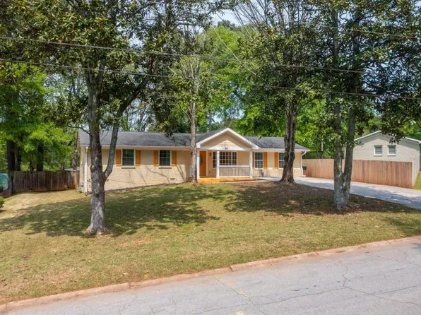 185 Wynona Dr SE, Marietta, GA 30060