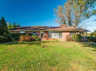 66 Panorama Dr, Asheville, NC 28806