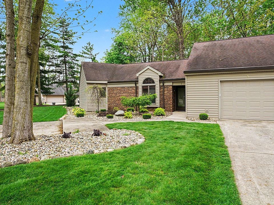 1st image of 1 Boulder Ct