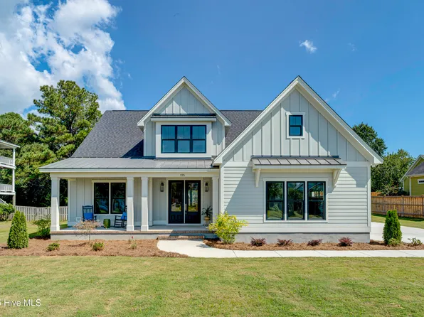 125 Cove Side Lane, Hampstead, NC 28443