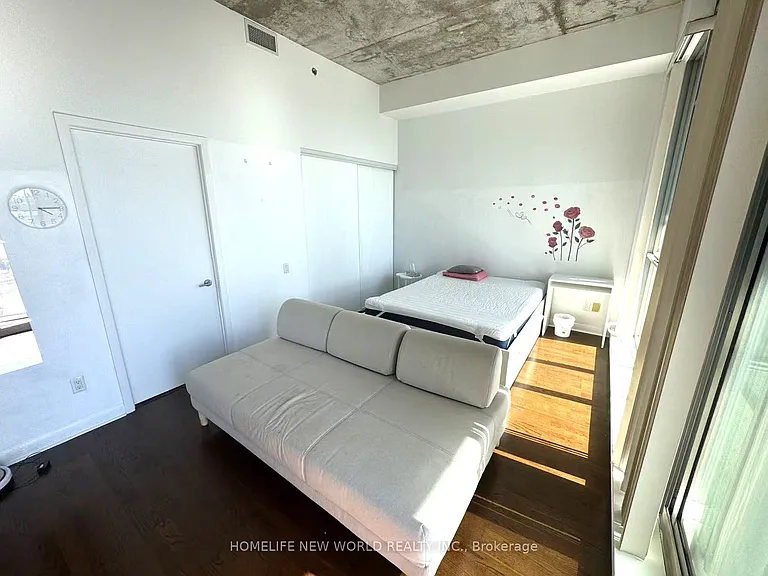 375 King St W #1701 — Photo 7