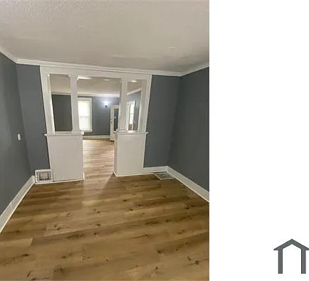 1716 W 7th St — Photo 10