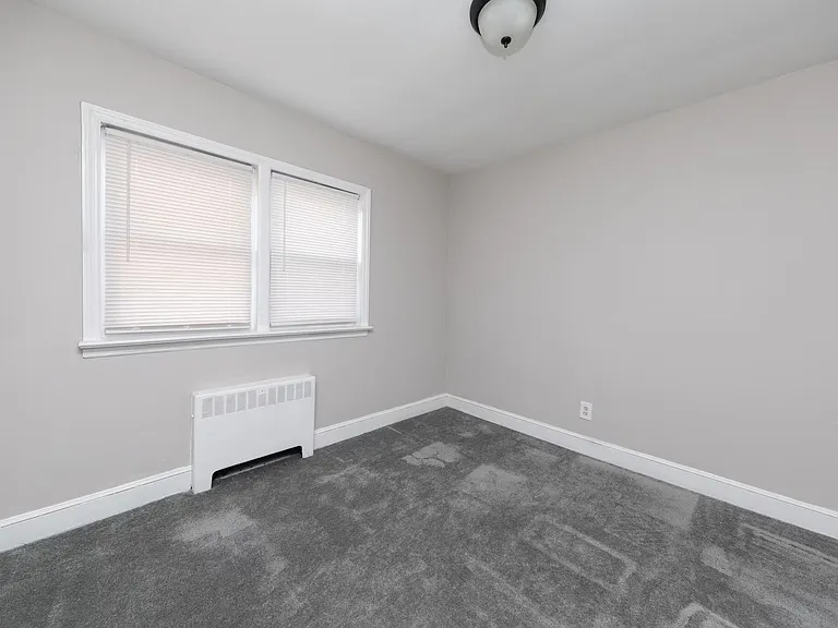 5 W Chester Pike — Photo 15