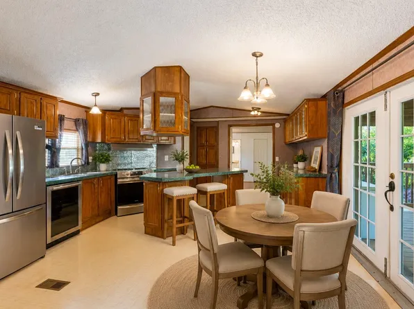 258 Quail Ridge Dr, Kyle, TX 78640
