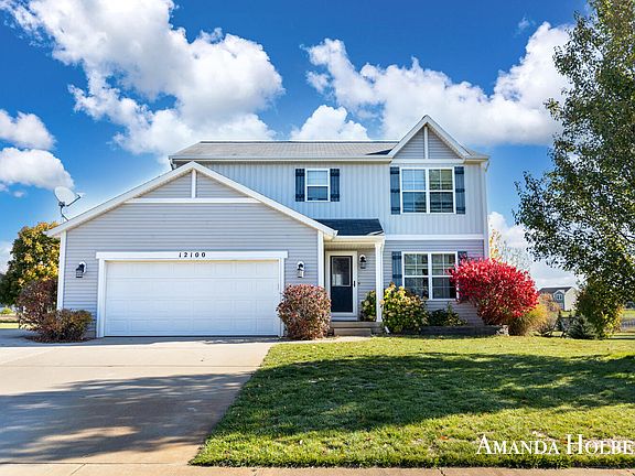 3rd image of 12100 Russell Way Ct NE