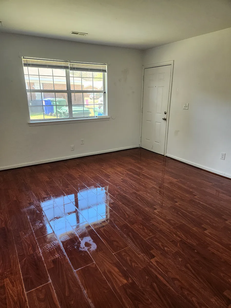Building Photo - 6040 Camellia Dr