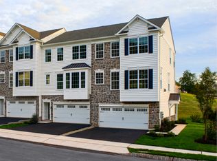 153 Woodwinds Dr, Collegeville, PA 19426