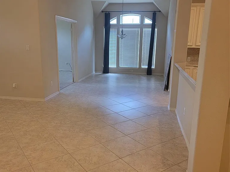 21702 Masonwood Ln — Photo 6