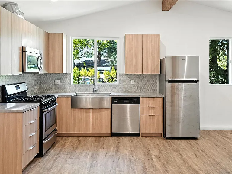8846 Laramie Ave — Photo 26