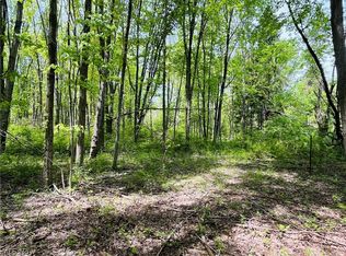 Bates Rd, Madison, OH 44057