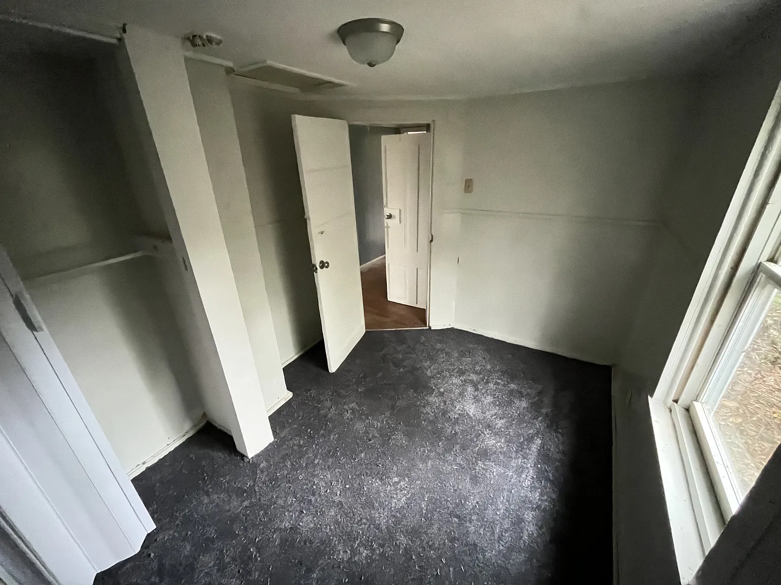 630 Morgan St NW — Photo 3