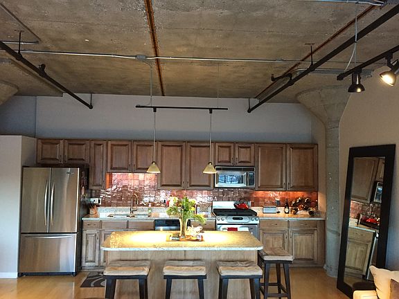 2nd image of 315 2nd St APT 316