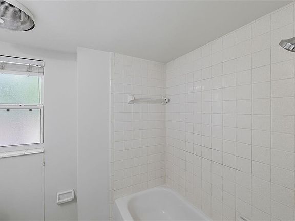 4th image of 3030 1/2 5th St N
