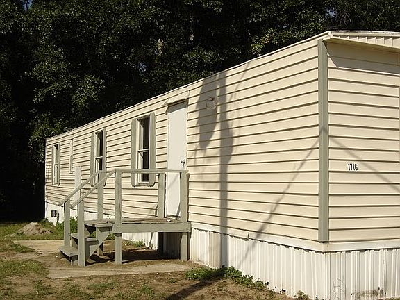 4th image of 1716 Sandown Ln