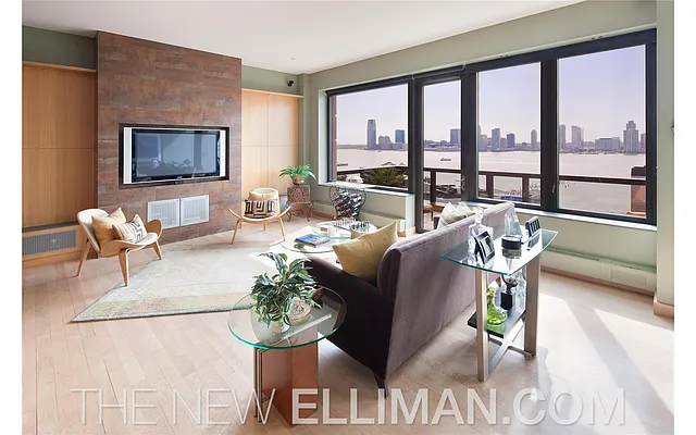Sold by Douglas Elliman | media 16