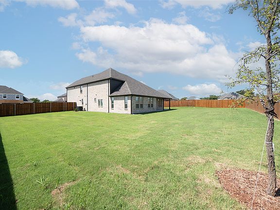 2nd image of 242 Harmony Ave