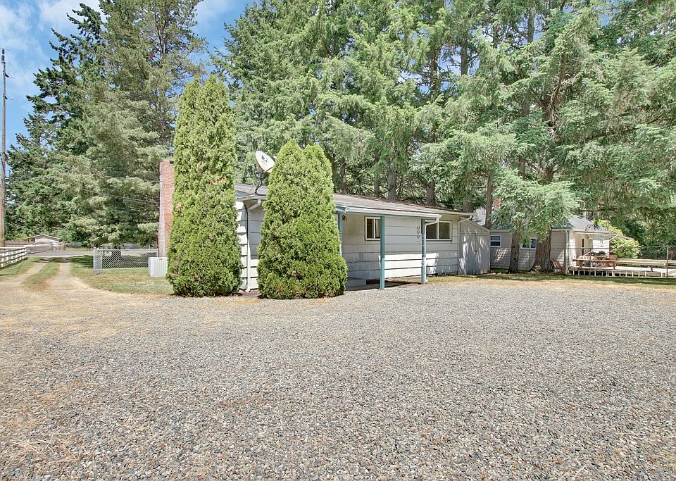 1st image of 2710 2710 152nd St E