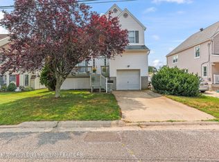 87 Kentucky Ave, Middletown, NJ 07748