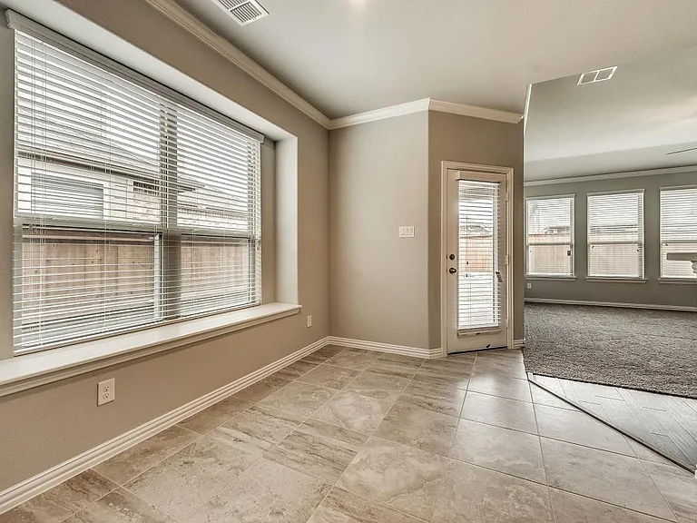 16700 Lincoln Park Ln — Photo 15