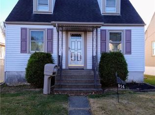 914 Radclyffe St, Bethlehem, PA 18017