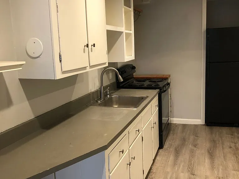 172 Chestnut St — Photo 5