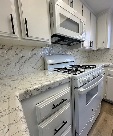 New kitchen