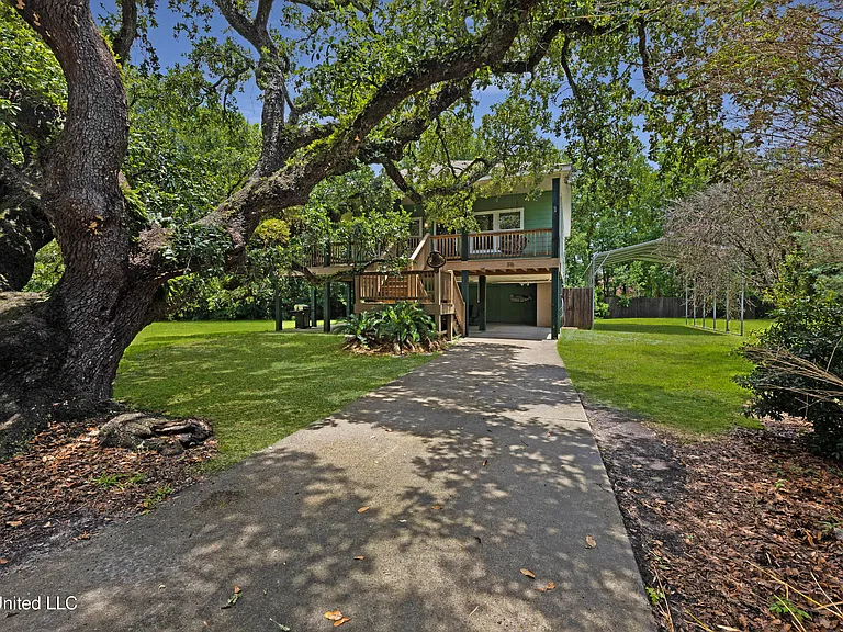 316 Fink St — Photo 17