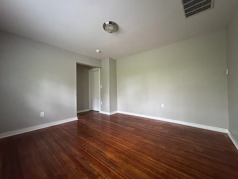 40 Harding Pl #3C — Photo 8