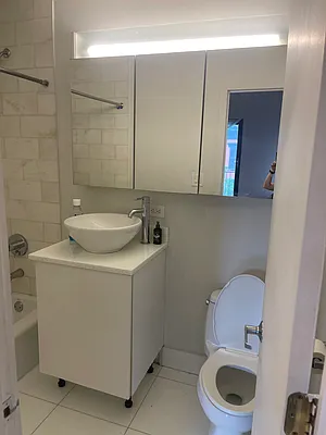Rented by NorthStar REG LLC | media 6