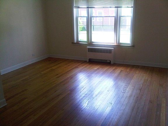 4th image of 510 Bonnie Brae Pl #K