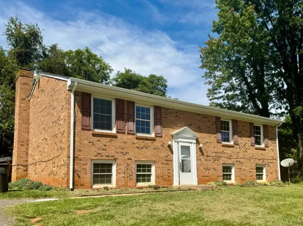 115 Westburg Dr, Lynchburg, VA 24502