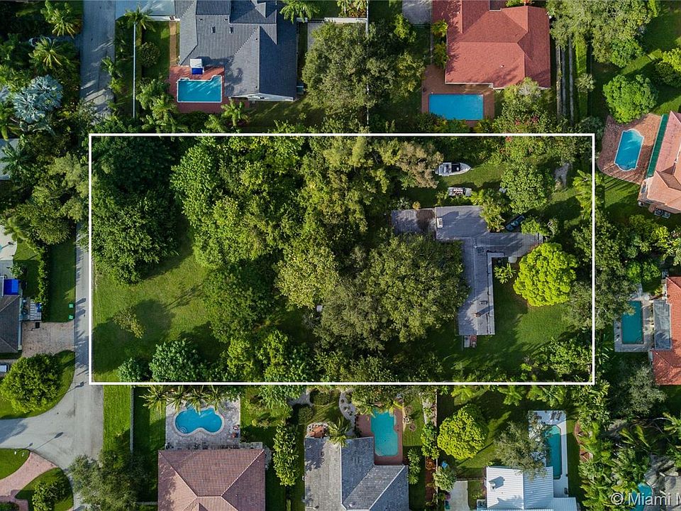 1st image of 8275 SW 172nd St