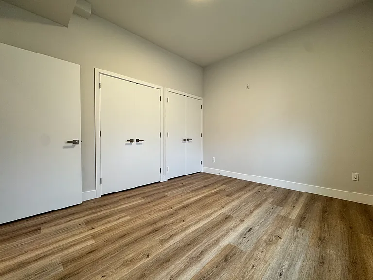 5222-24 Chester Ave #2 — Photo 33