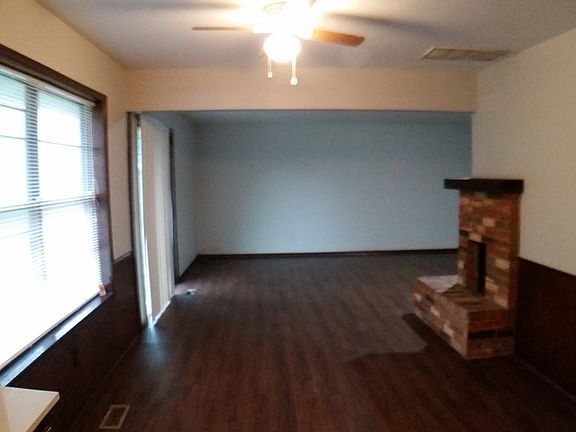 3rd image of 11516 N Florida Ave