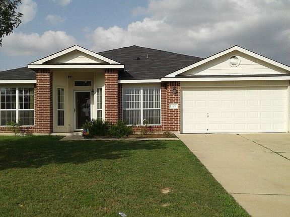 2nd image of 307 Canoe Dr