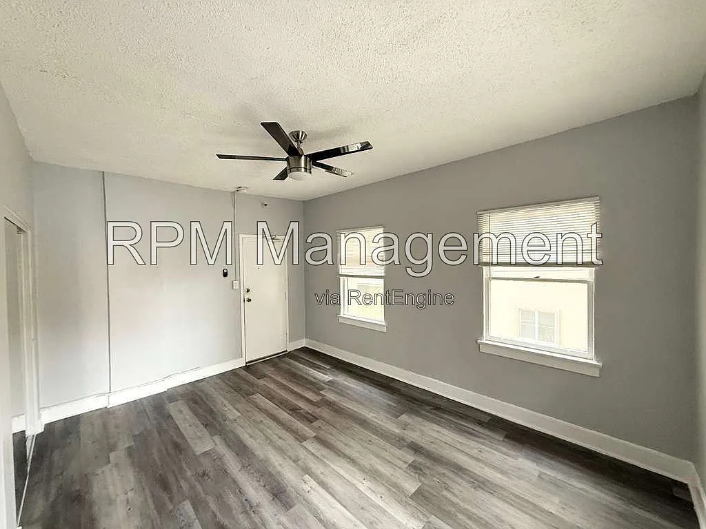 Studio, 1.0 bath, $1,425 — Photo 1
