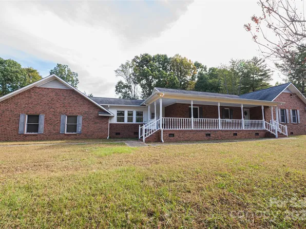 1592 Covenant Pl, Rock Hill, SC 29732