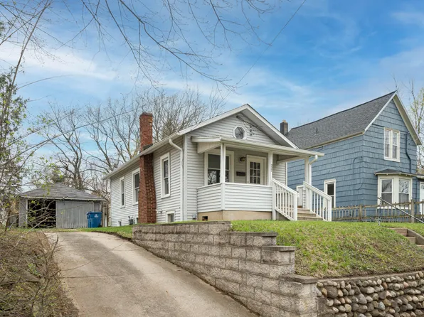 227 Laurel Dr, Battle Creek, MI 49017