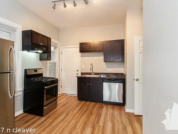 4th image of 1437 N Cleaver St #1315