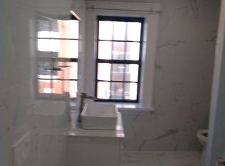 140 Hamilton St #2, Albany, NY 12207