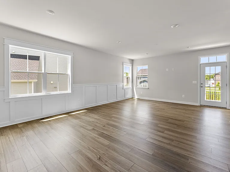9031 Hereford Ct — Photo 9