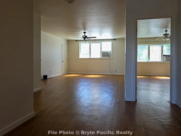 99-045 Hokio Pl #1D — Photo 5