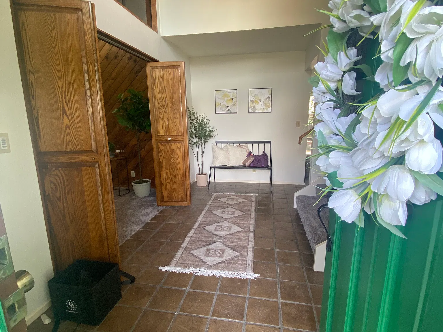 4 bed, 2328 sqft, $4,750 — Photo 2