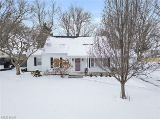 3318 Pickett Rd, Lorain, OH 44053