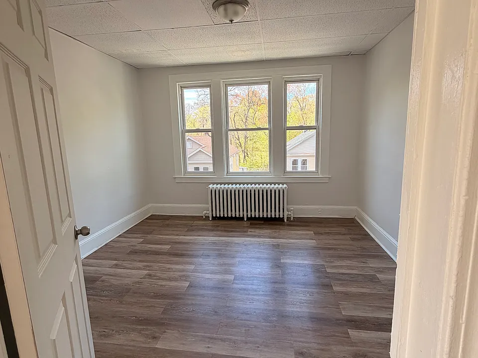 Bedroom #1