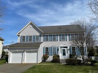 5 Kravchenok St, Parlin, NJ 08859